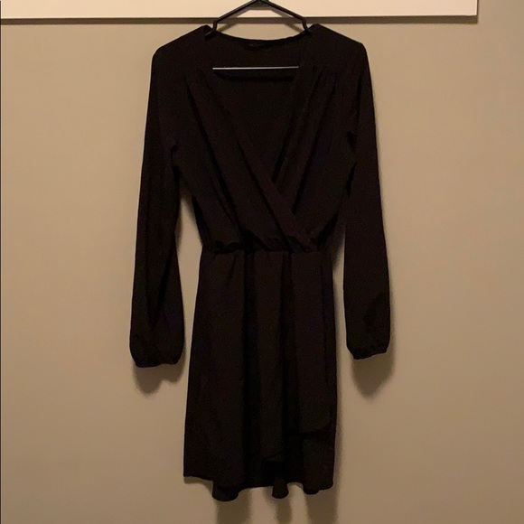 Black dress - Picture 1 of 3